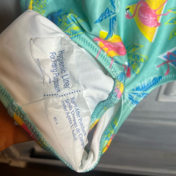 Chubbies Flamingo 90’s Retro Print High Cut One Piece Bathing Suit‎ Beach Resort - Picture 4 of 6